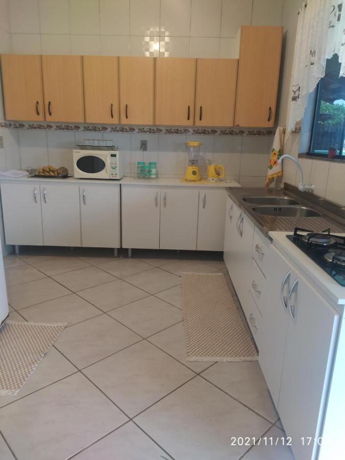 Casa Praia Piçarras Eksteriør billede